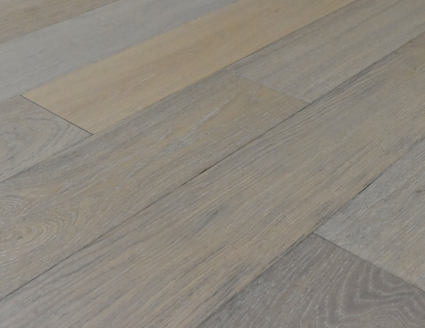 Mirage - 7 1/2" x 1/2" European Oak